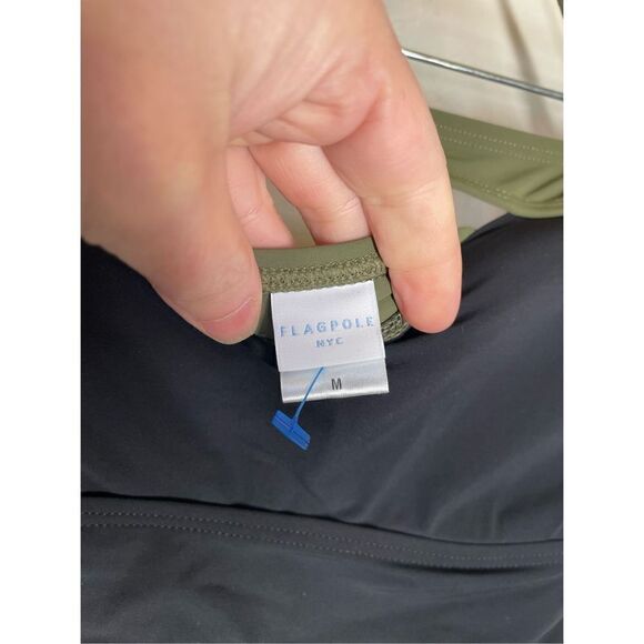 Flagpole NYC Gemma Keyhole Black with green trim Bandeau Swimsuit size M - Picture 10 of 15